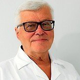 Врач Давыденков Василий Иванович