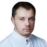 Врач Холявин Антон Николаевич