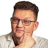 Врач Страхов Максим Александрович